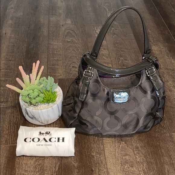 Coach Handbags - Coach Madison Op art Maggie bag in silver flint C5